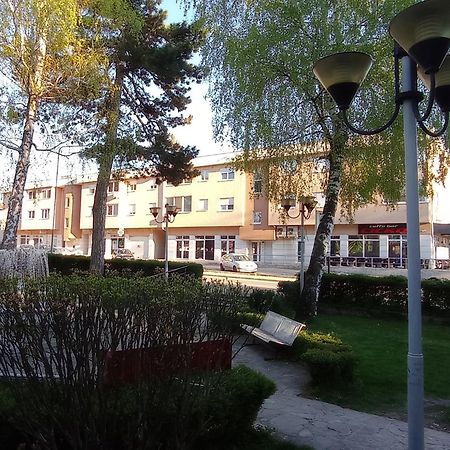 Apartments Hana City Center Лівно Екстер'єр фото