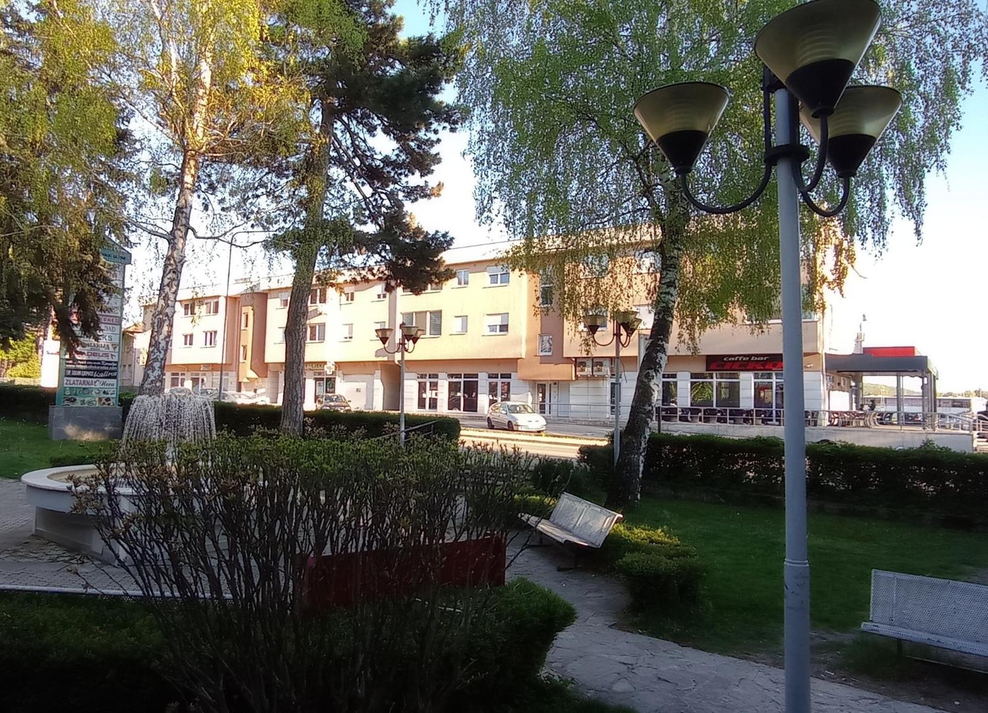 Apartments Hana City Center Лівно Екстер'єр фото